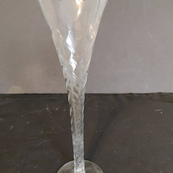 Romanian Vintage Swirl Champagne Flutes, set of 4 - Picture 4 of 5
